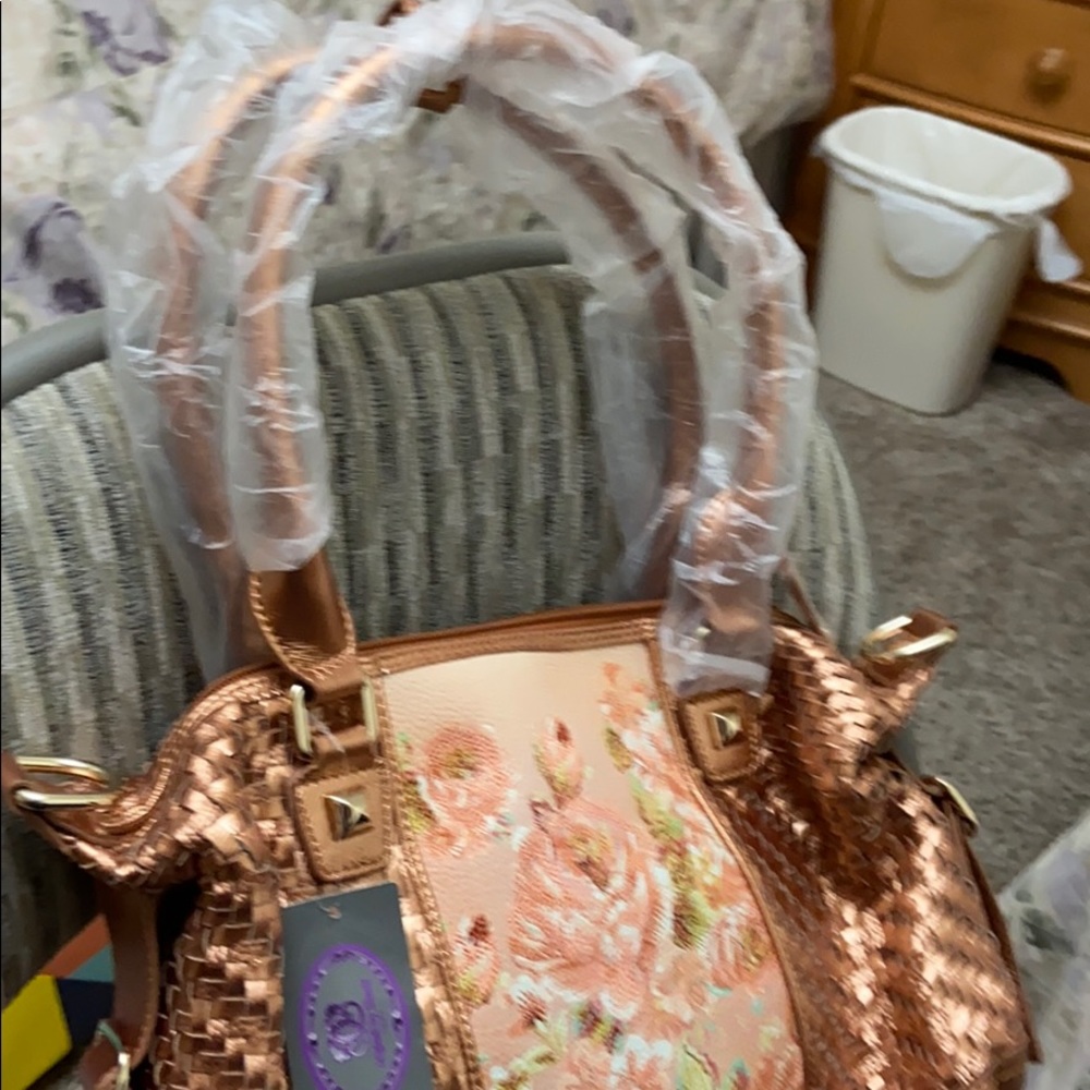 Shoulder bag